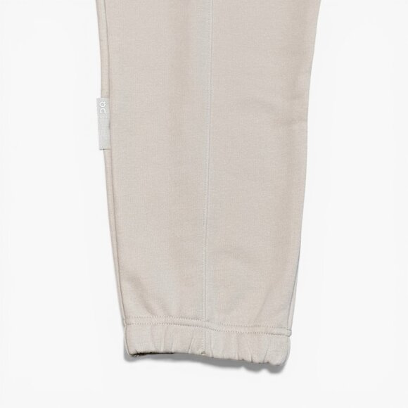 On Running Women’s Club Pants Joggers Silver Beige Large NWT - Picture 9 of 12